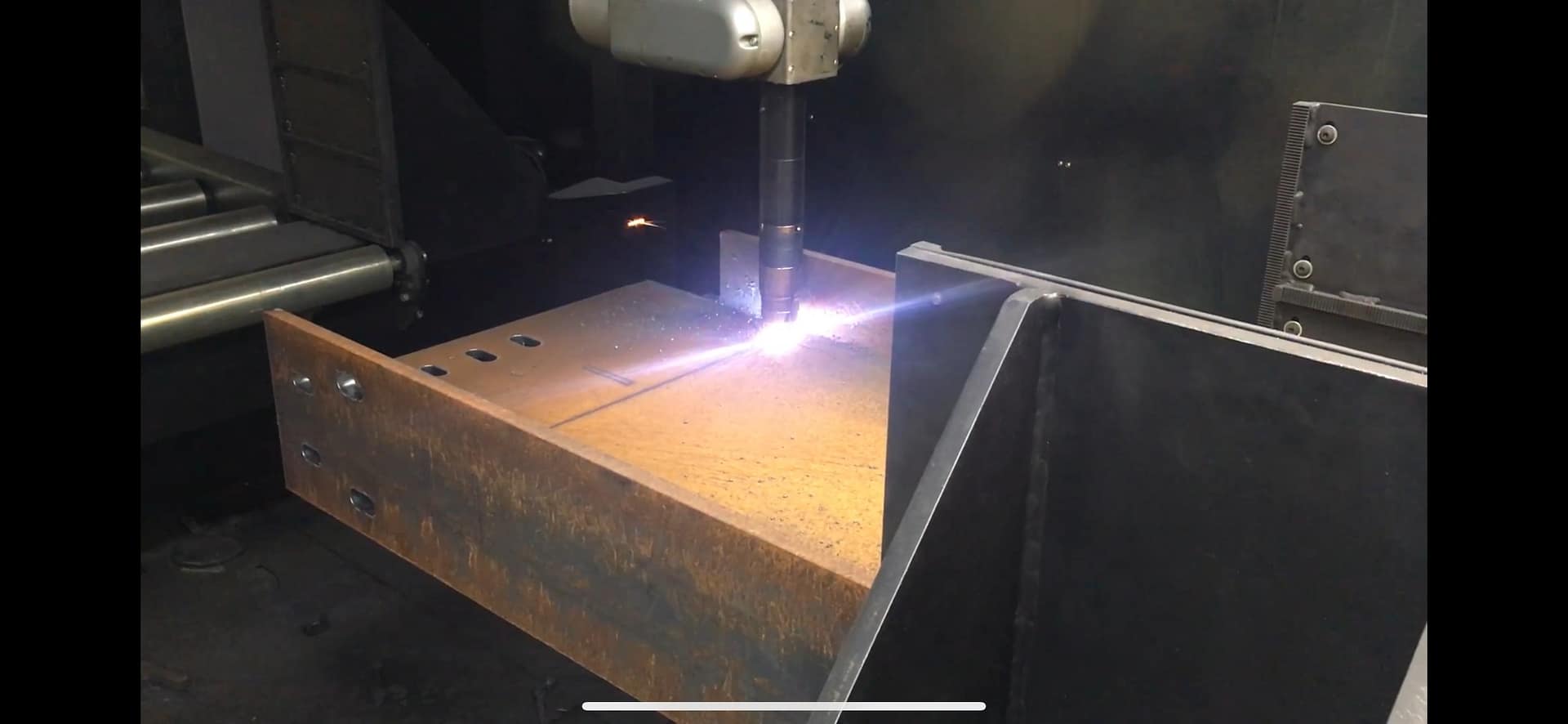 Metaltek XB1200 plasma cutting a structural steel member